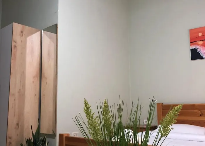 Agroni Rooms-21 * Tirana